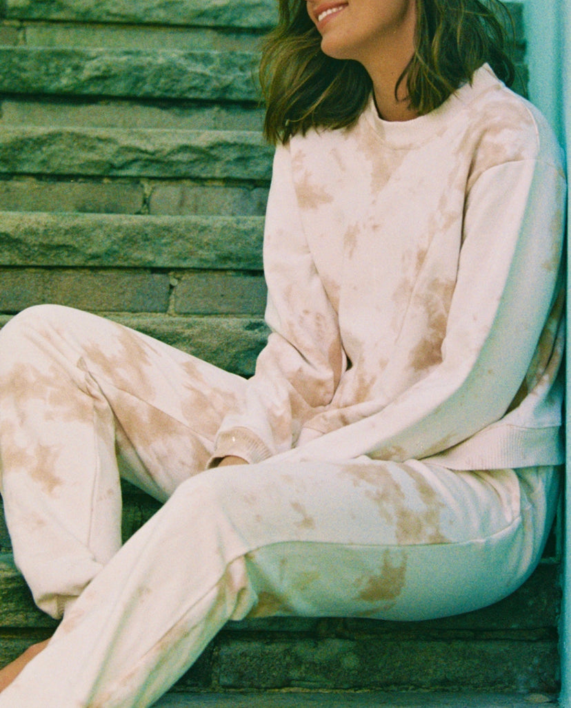 Joey Sweatshirt - Organic Cotton - Tan Tie-Dye